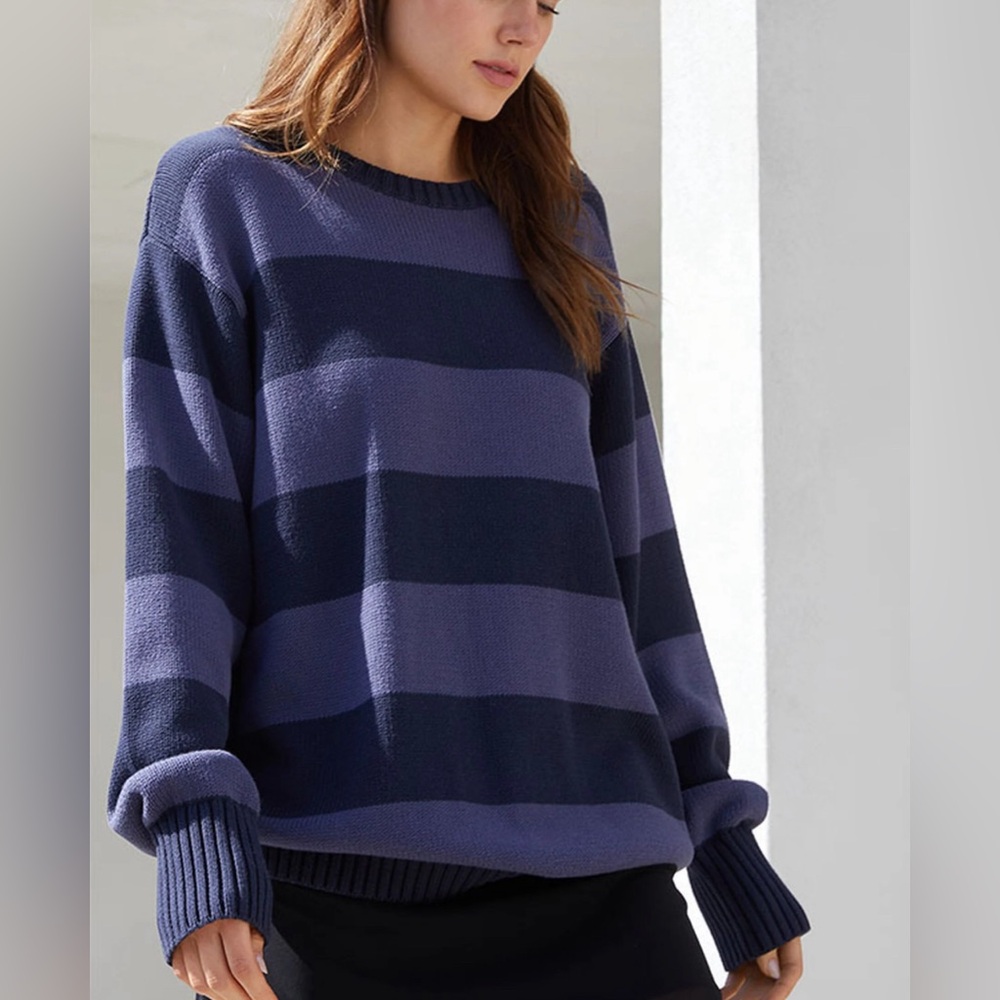 Brandy Melville navy and black Brianna sweater